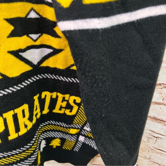 MLB Pirates Christmas Sweater Baseball Fan Apparel by Klew XL - Picture 6 of 7